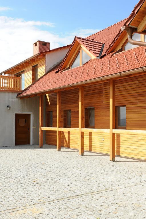 Ranc Milovice Hotel Milovice  Eksteriør billede